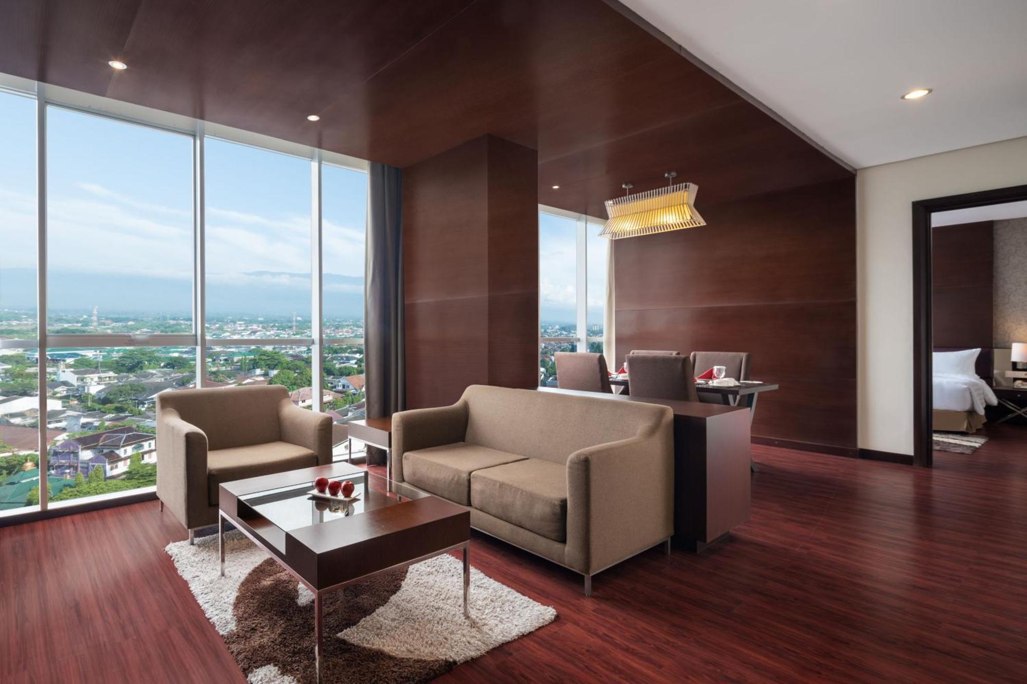 Aston Purwokerto Hotel & Conference Center Экстерьер фото